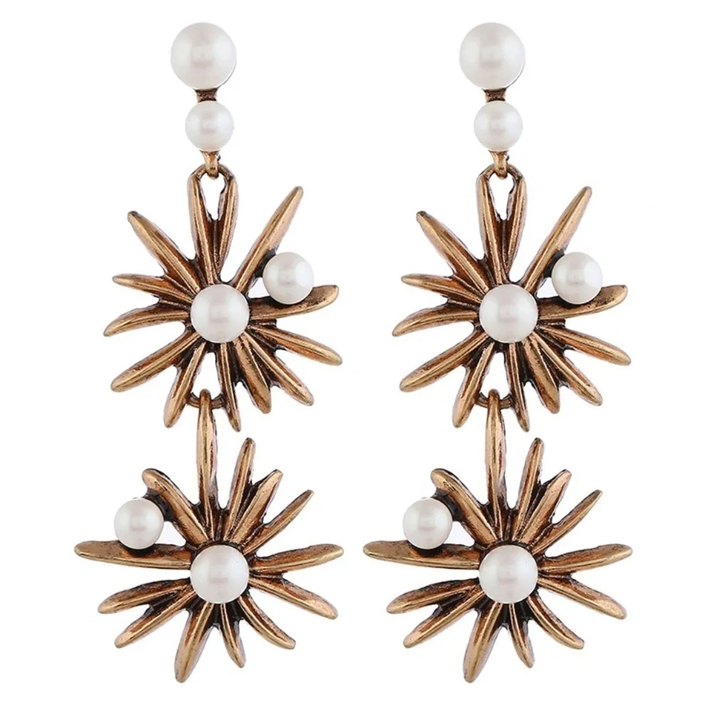 *KEELI* Gold x Pearl Fashion Dangle Earrings